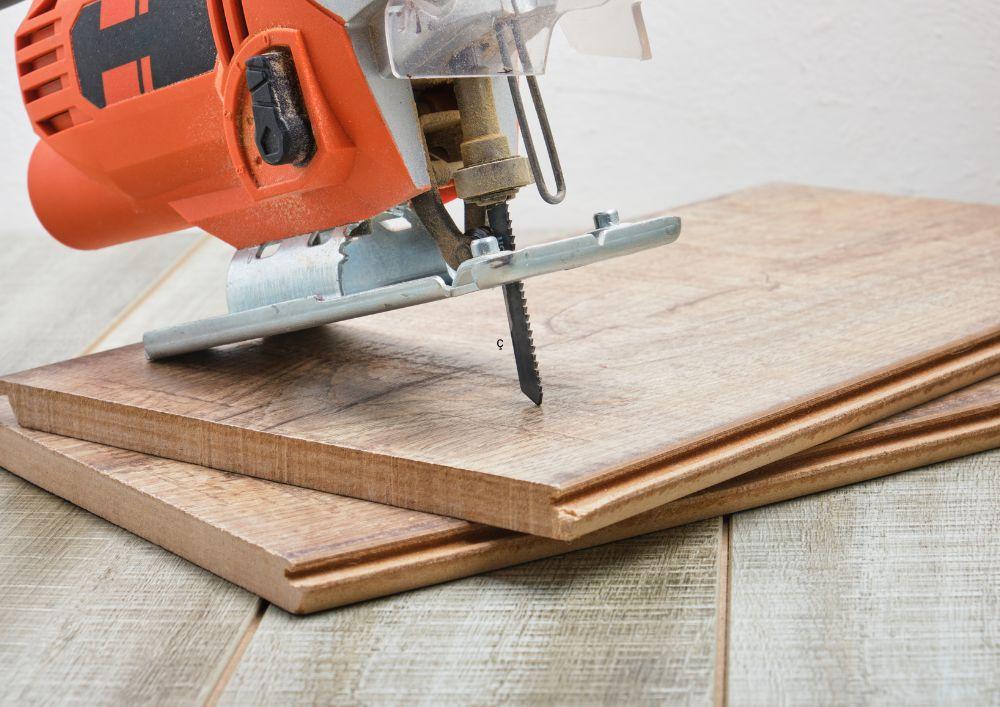 Sierra para cortar madera a medida